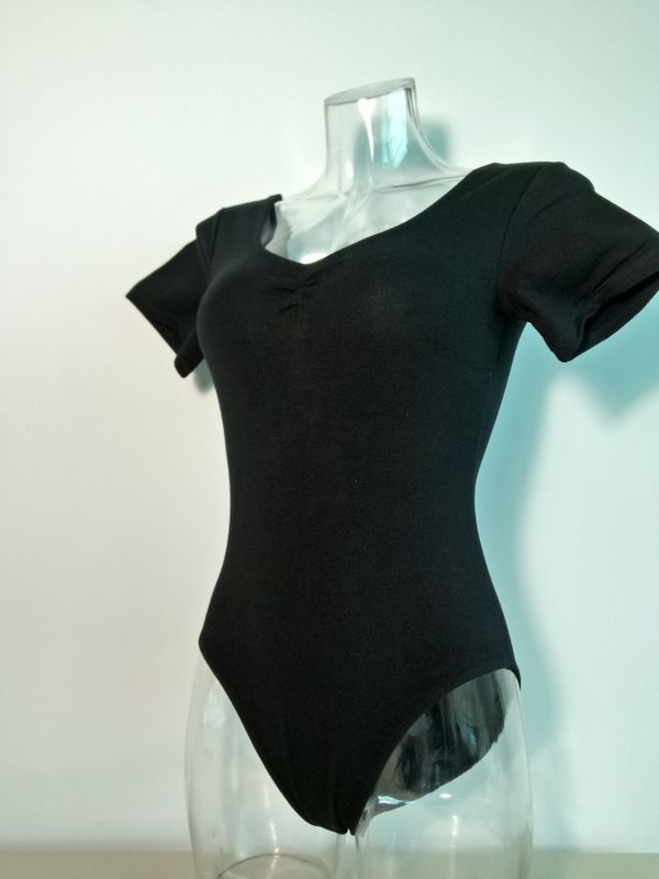 Sort kortermet leotard, mikrofiber